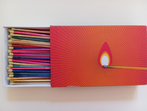 Scatola fiammiferi colorati - ,